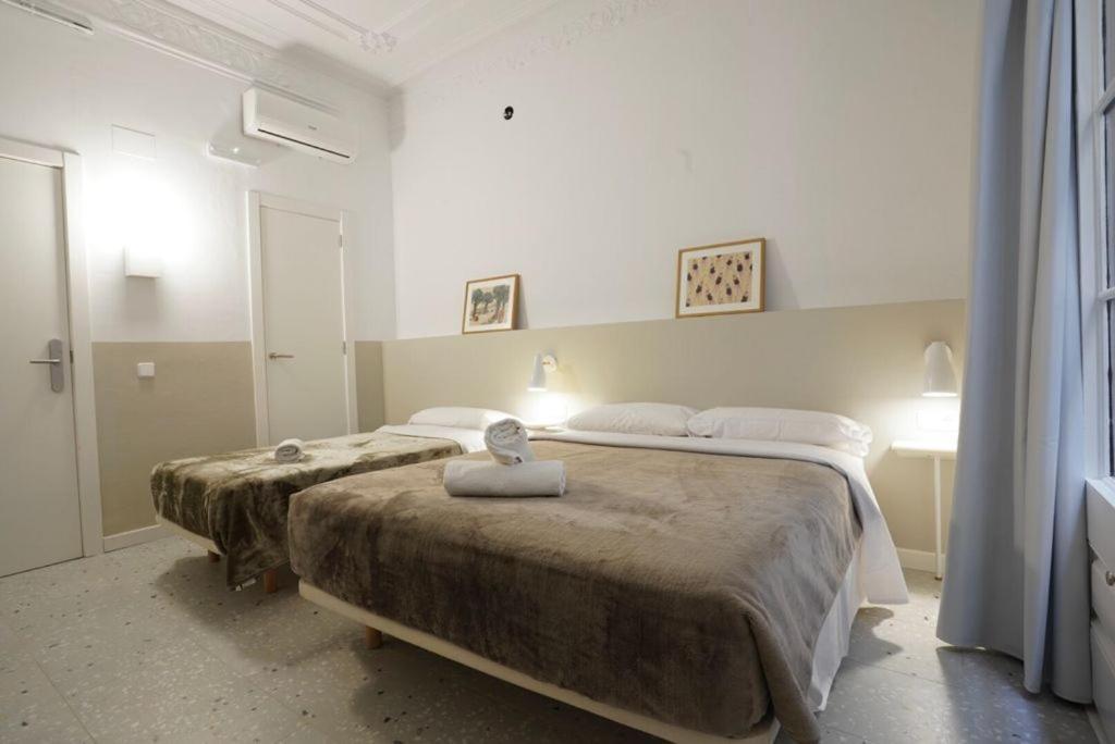 Hostal Hera Барселона Екстериор снимка